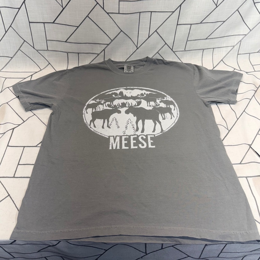 Comfort Colors T-Shirt Large Grey Meese Moose Graphic Short Sleeve Tee
